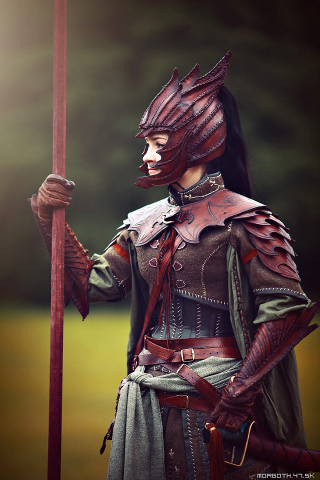 Illustration for article titled Mad Europeans Re-Enact Lord Of The Rings Battles In Full Armor